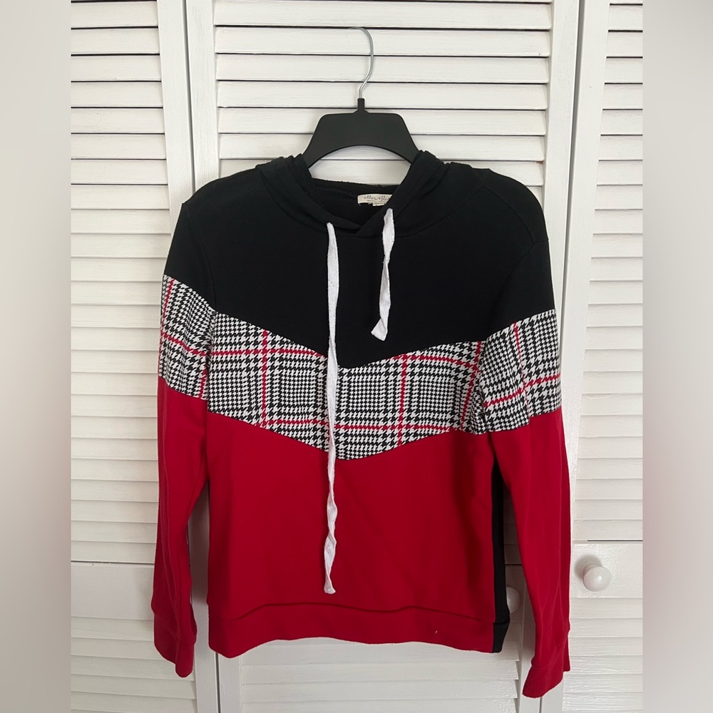 Chevron Black and Red Hoodie from Macy’s Size Medium